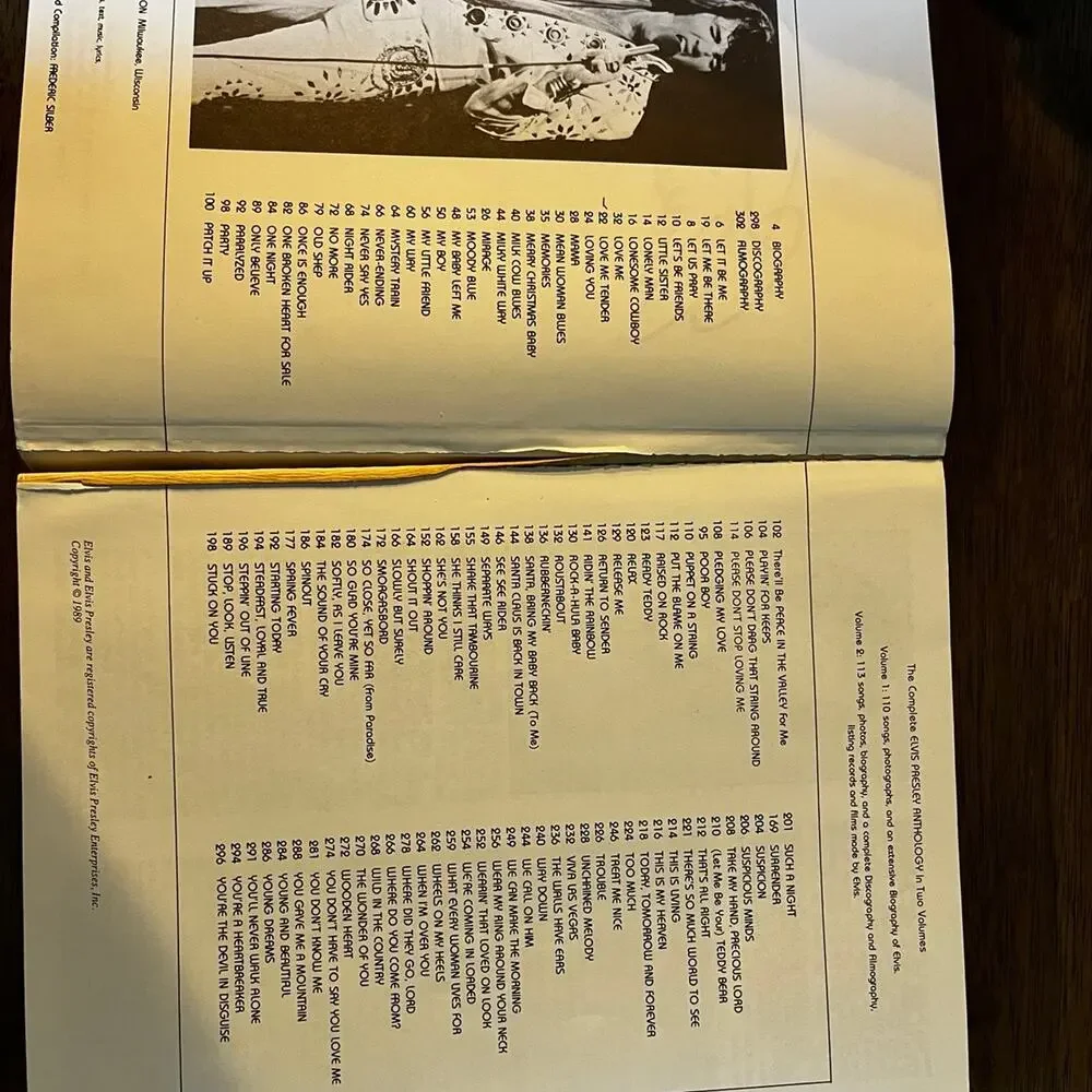 Elvis Presley Anthology Hal Leonard  Song Book Volume 1 & 2
